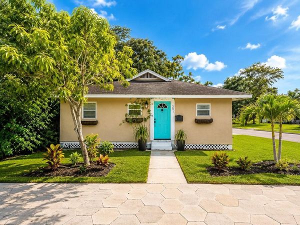 201 35TH STREET S, ST PETERSBURG, FL 33711
