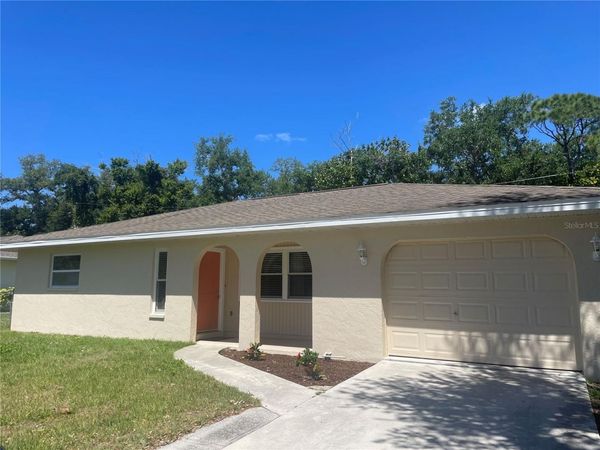 220 AVALON ROAD , VENICE, FL 34293