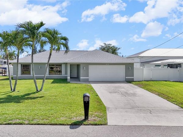 4115 SE 10TH PLACE , CAPE CORAL, FL 33904