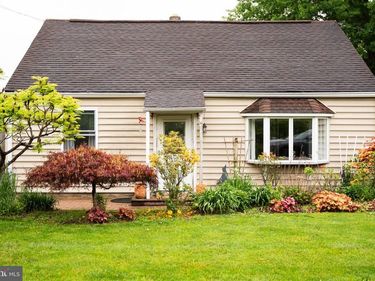 334 W BROAD STREET, HATFIELD, PA 19440