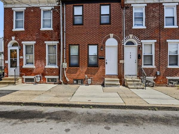 703 E 9TH STREET , WILMINGTON, DE 19801