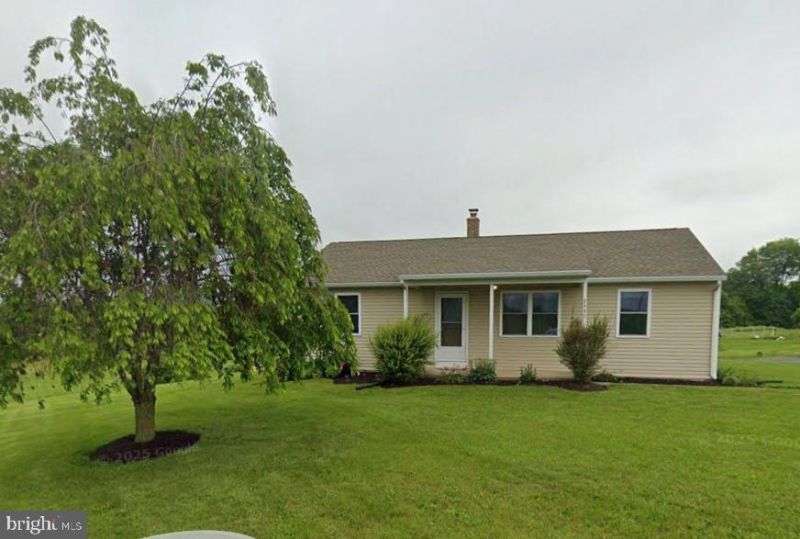 2440 Loop Road , Chambersburg, PA 17202 Main Photo