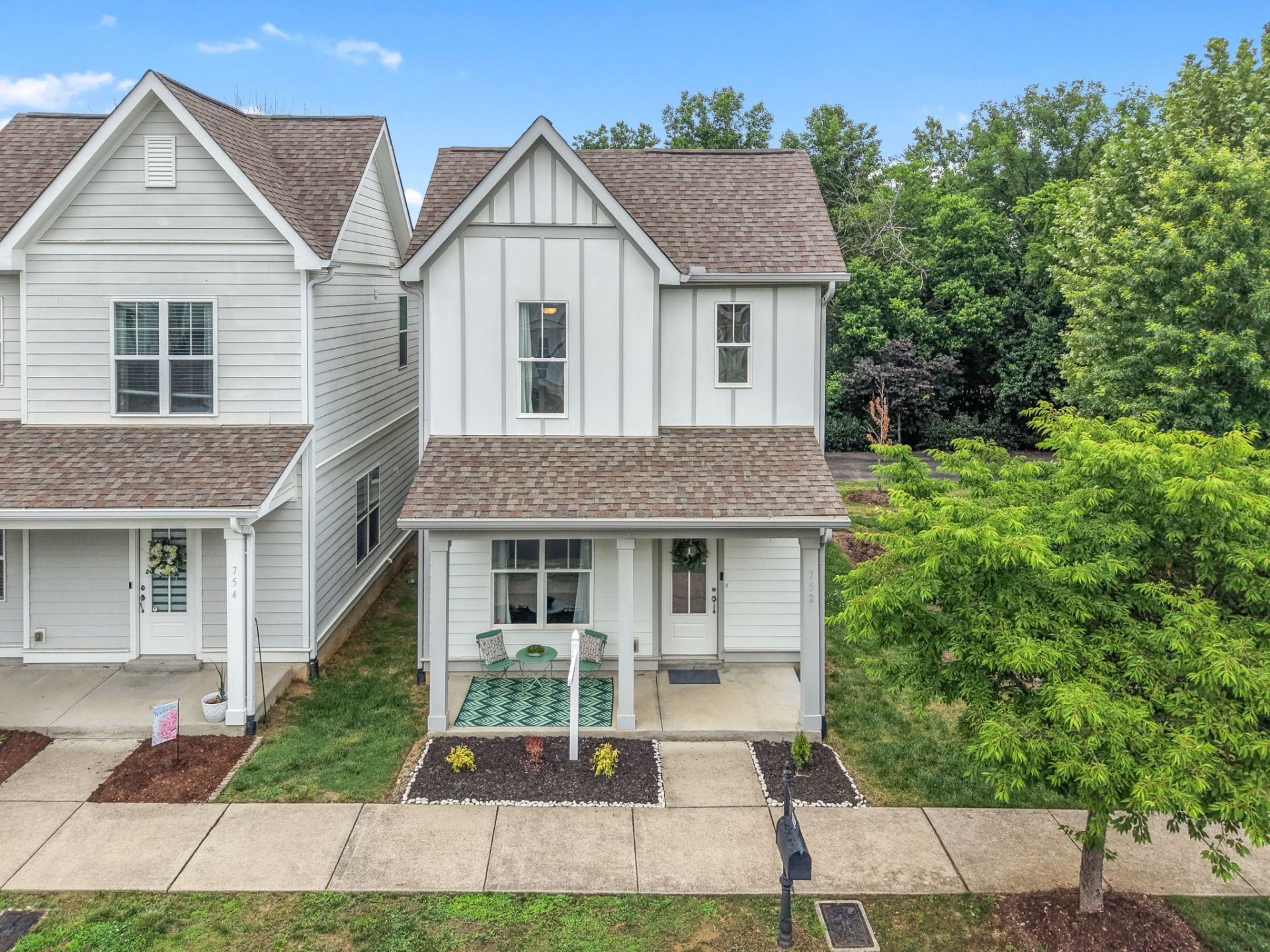 752 Cottage Park Dr, Nashville, TN 37207 Main Photo