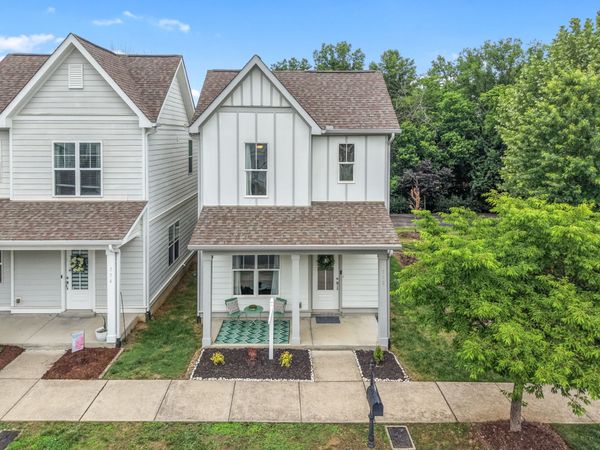 752 Cottage Park Dr , Nashville, TN 37207
