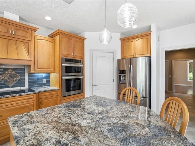 7277 Southview Court Court, Clearcreek Township, OH 45066 Photo 33