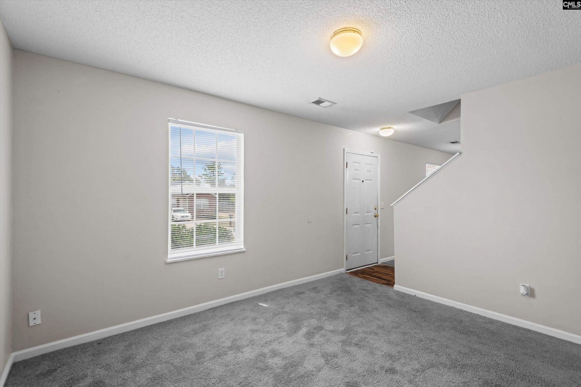 5 Sterling Ridge Court  Photo 8