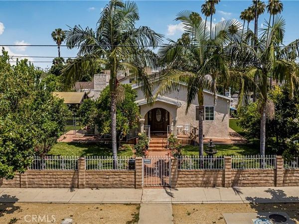 14305 Kittridge Street, Van Nuys, CA 91405
