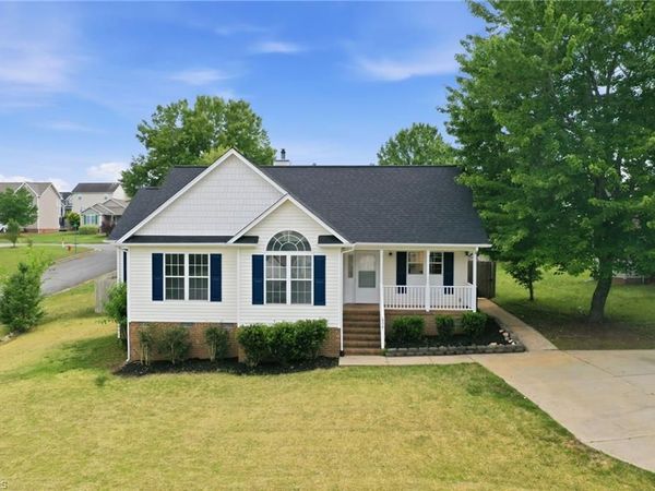 608 Fernway Drive, Burlington, NC 27217