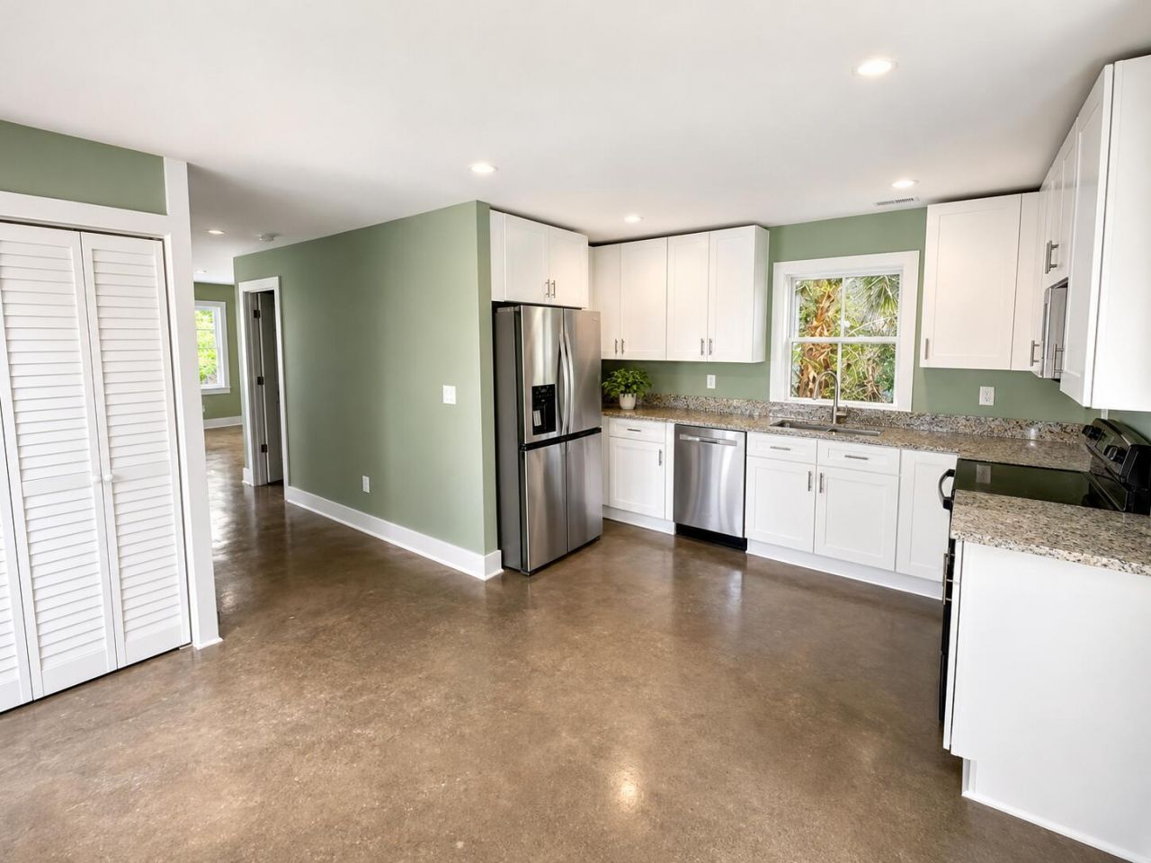 61 Reid Street Photo 5
