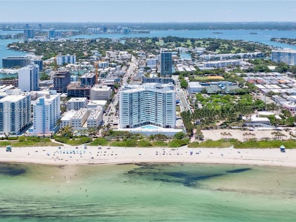 7135 Collins Ave , Unit 712, Miami Beach, FL 33141