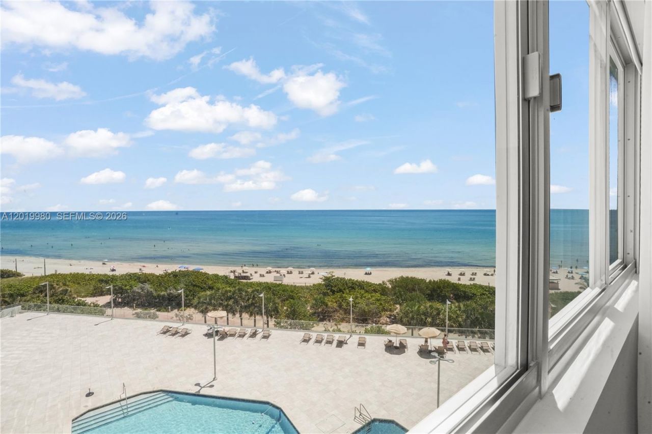 7135 Collins Ave , Unit 712, Miami Beach, FL 33141 Photo
