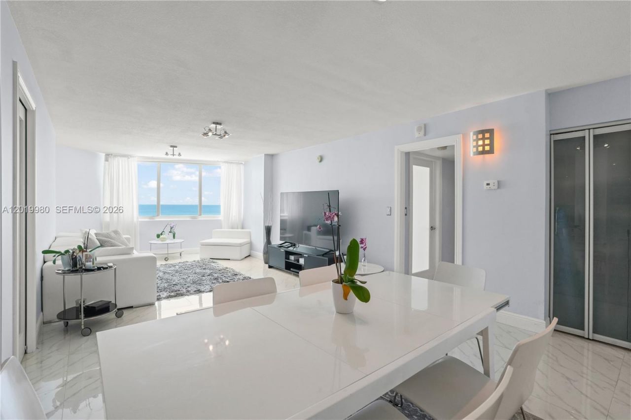 7135 Collins Ave , Unit 712, Miami Beach, FL 33141 Photo