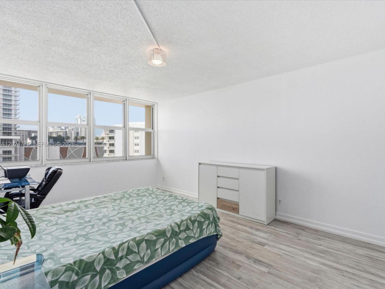 1817 S Ocean Dr , Unit 918, Hallandale Beach, FL 33009 Photo