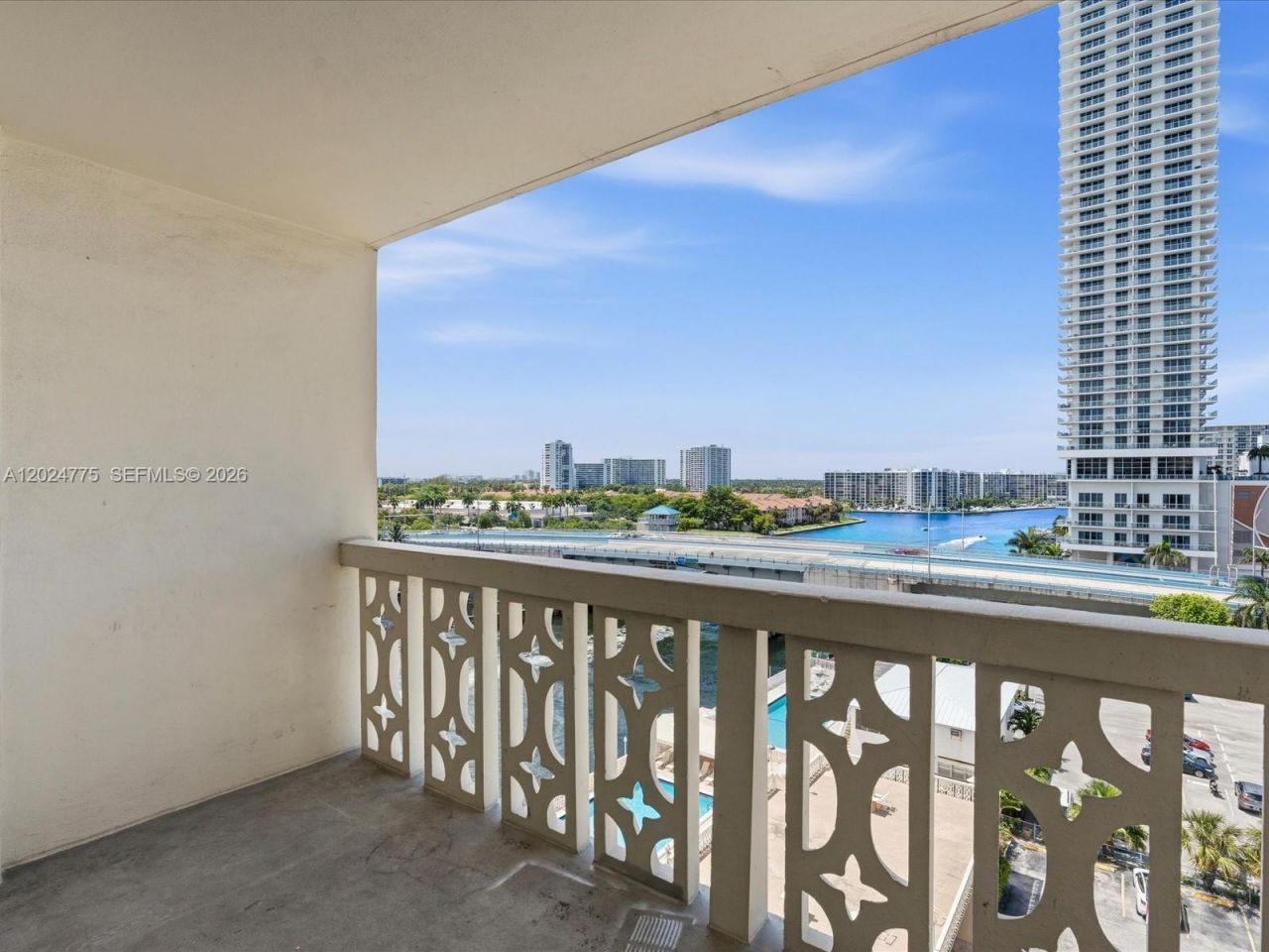 1817 S Ocean Dr , Unit 918, Hallandale Beach, FL 33009 Photo