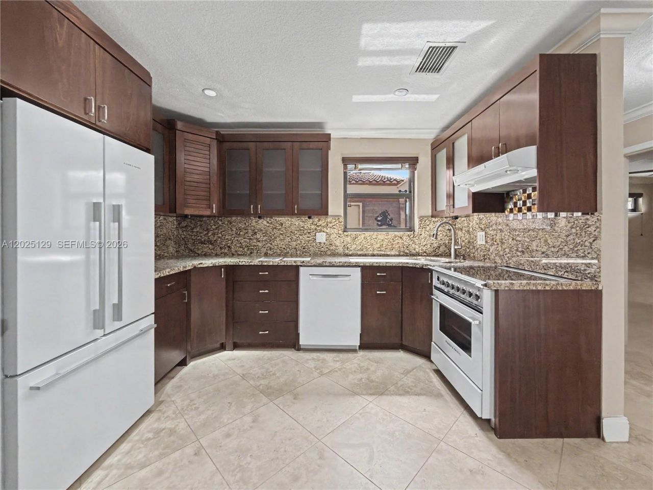 500 Bonnie Brae Way, Unit 17, Hollywood, FL 33021 Photo