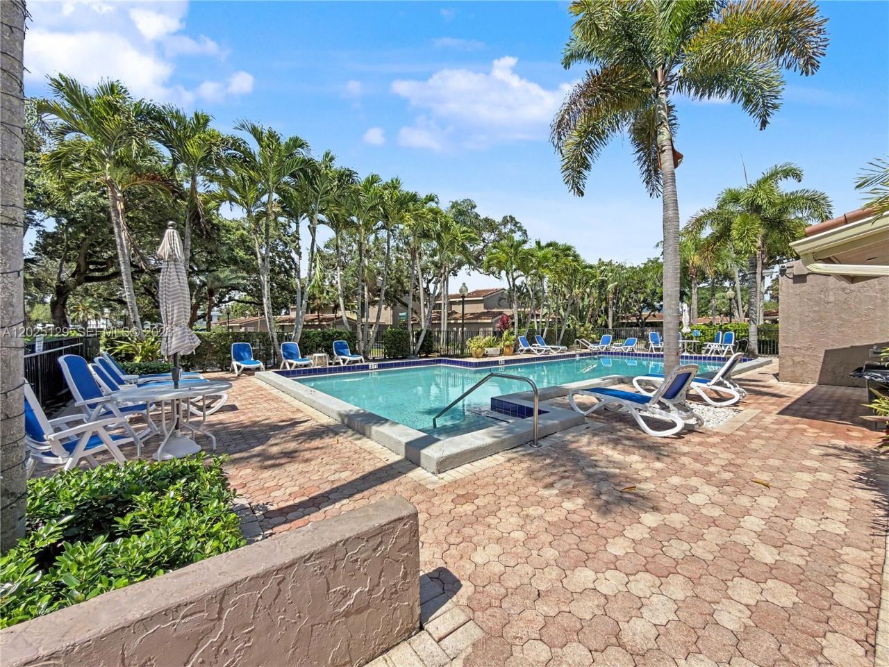500 Bonnie Brae Way, Unit 17, Hollywood, FL 33021 Photo