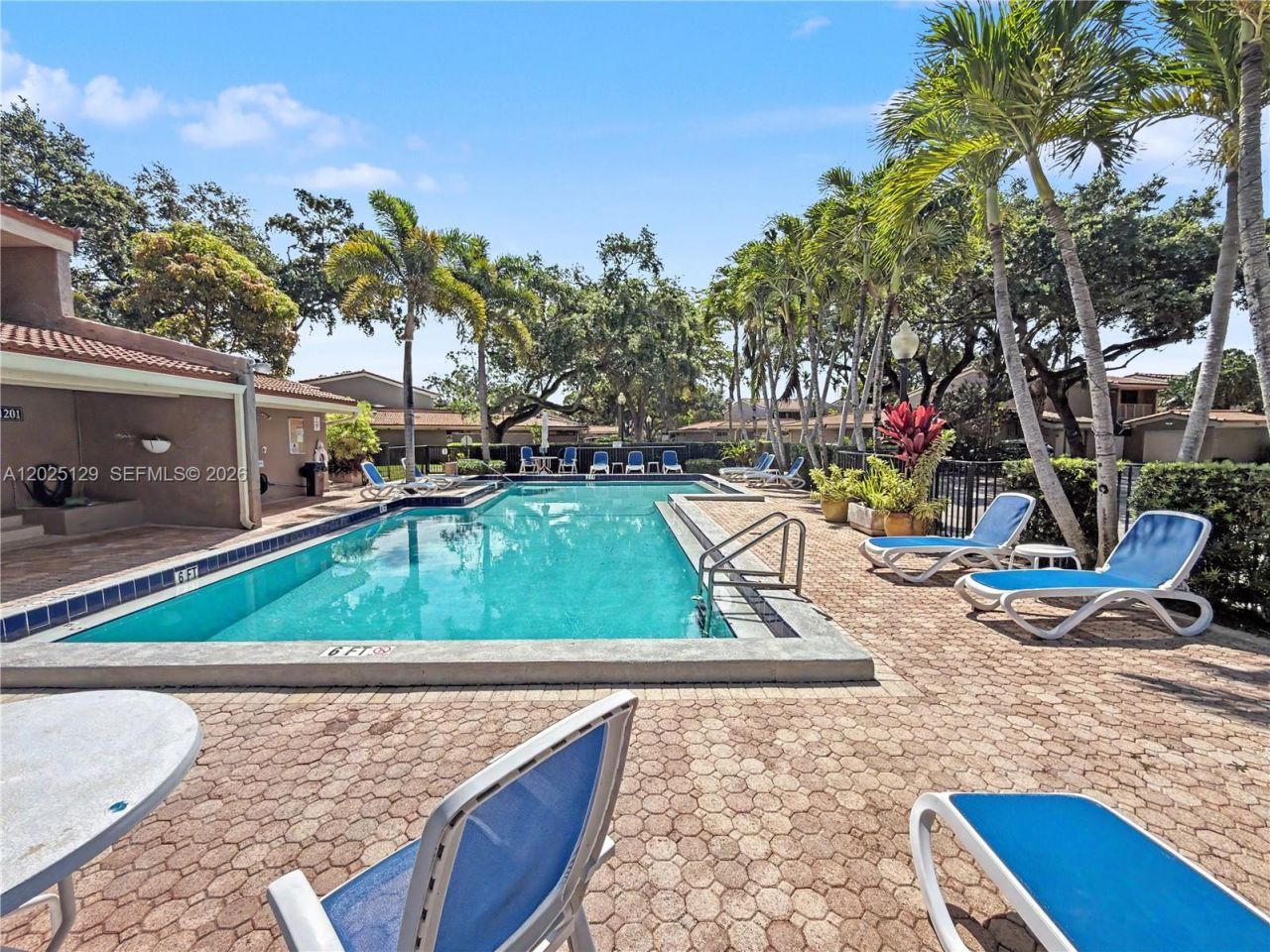 500 Bonnie Brae Way, Unit 17, Hollywood, FL 33021 Photo