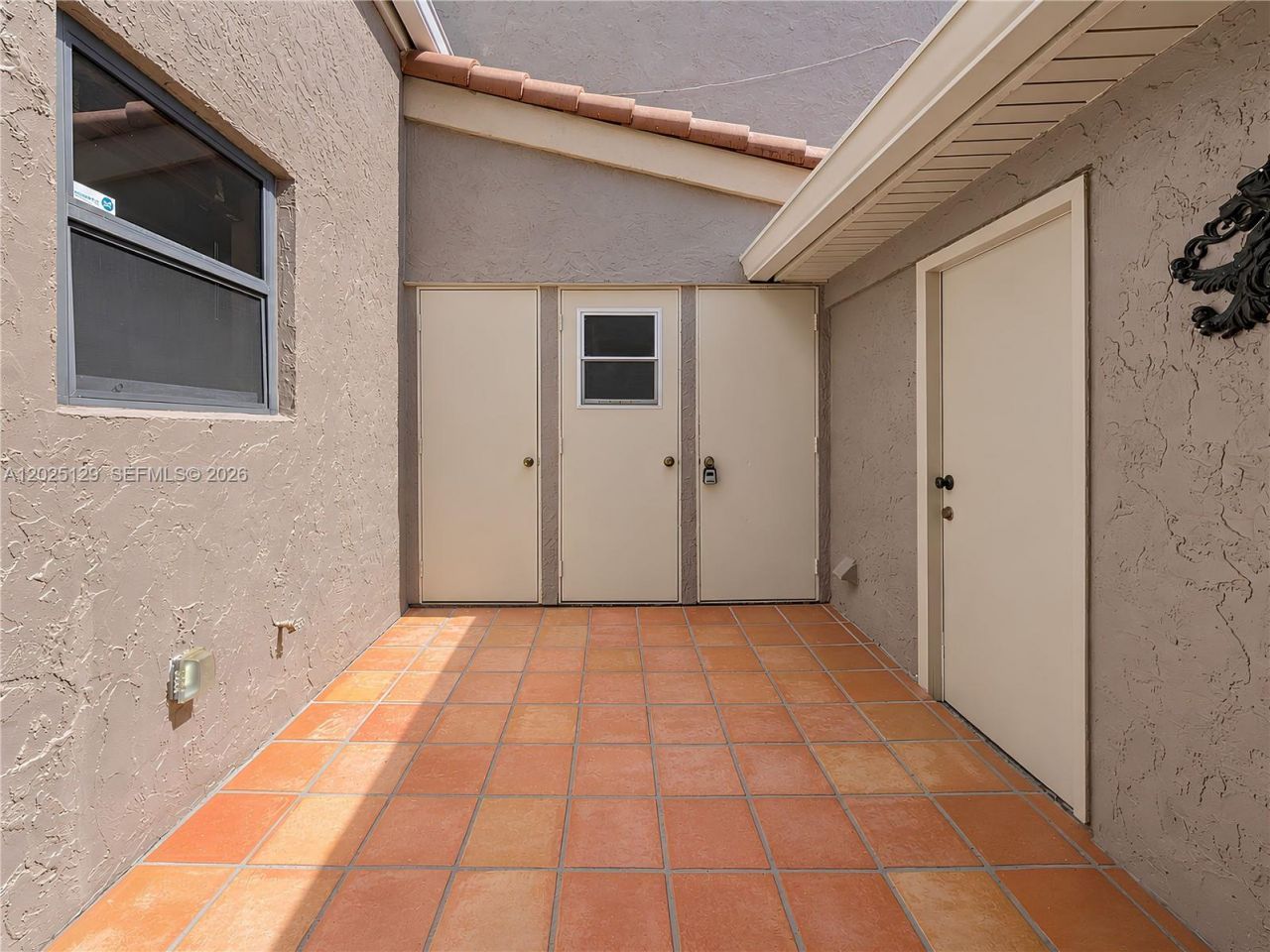 500 Bonnie Brae Way, Unit 17, Hollywood, FL 33021 Photo