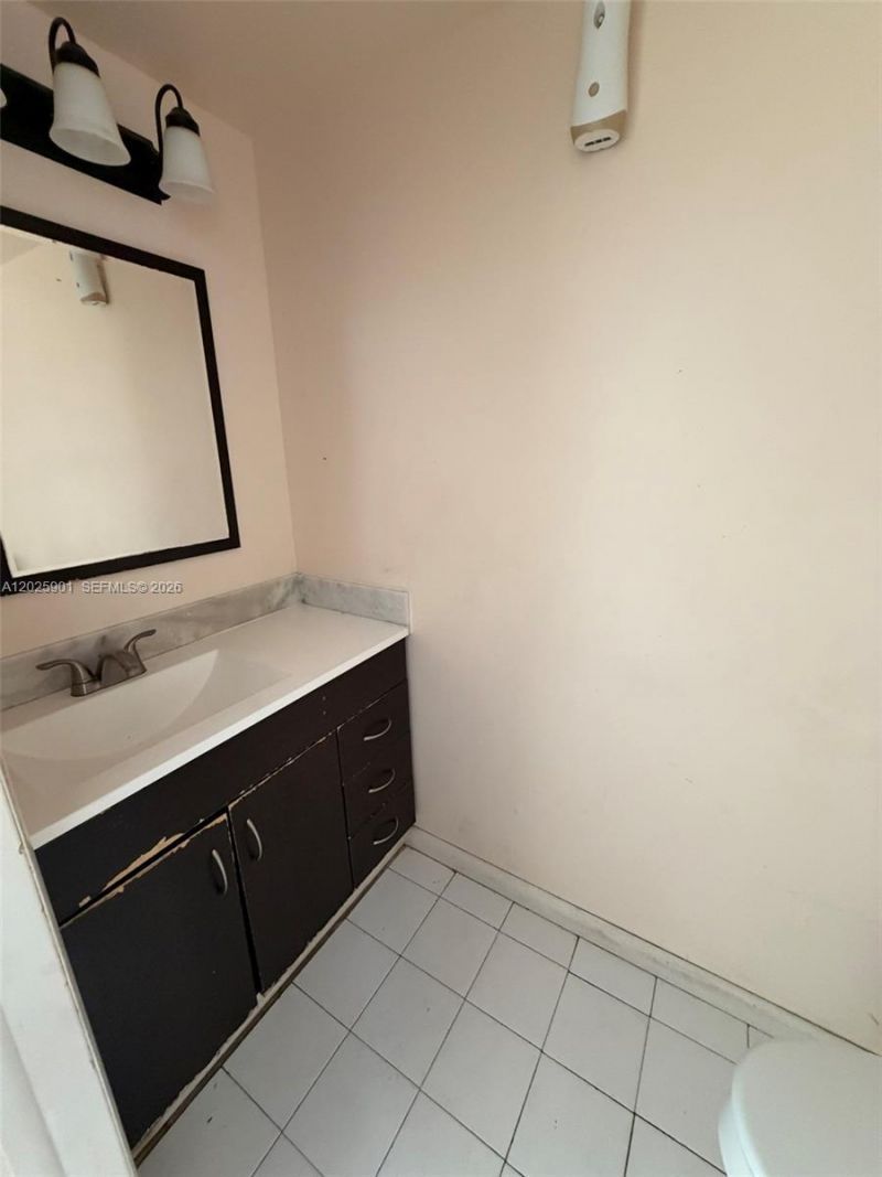 20603 NW 15th Ave , Unit 8-1, Miami Gardens, FL 33169 Photo