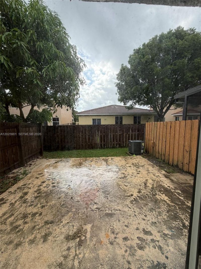 20603 NW 15th Ave , Unit 8-1, Miami Gardens, FL 33169 Photo