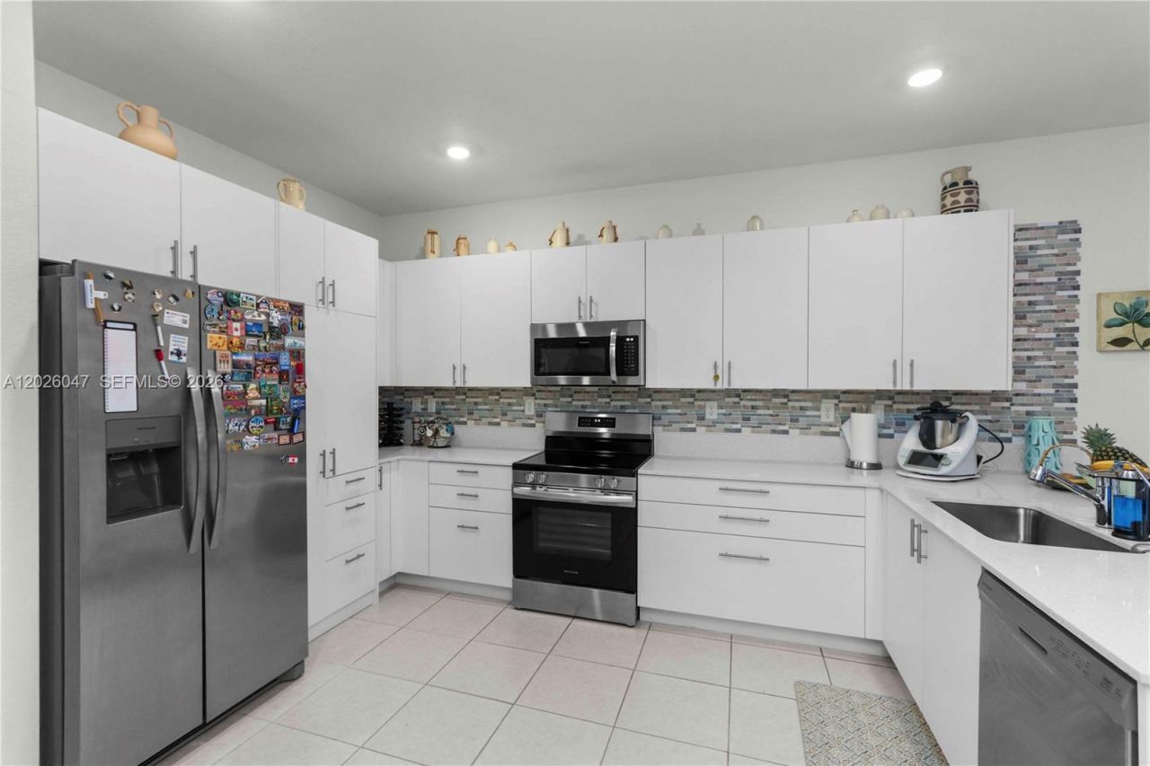 12862 SW 231st St , Miami, FL 33170 Photo