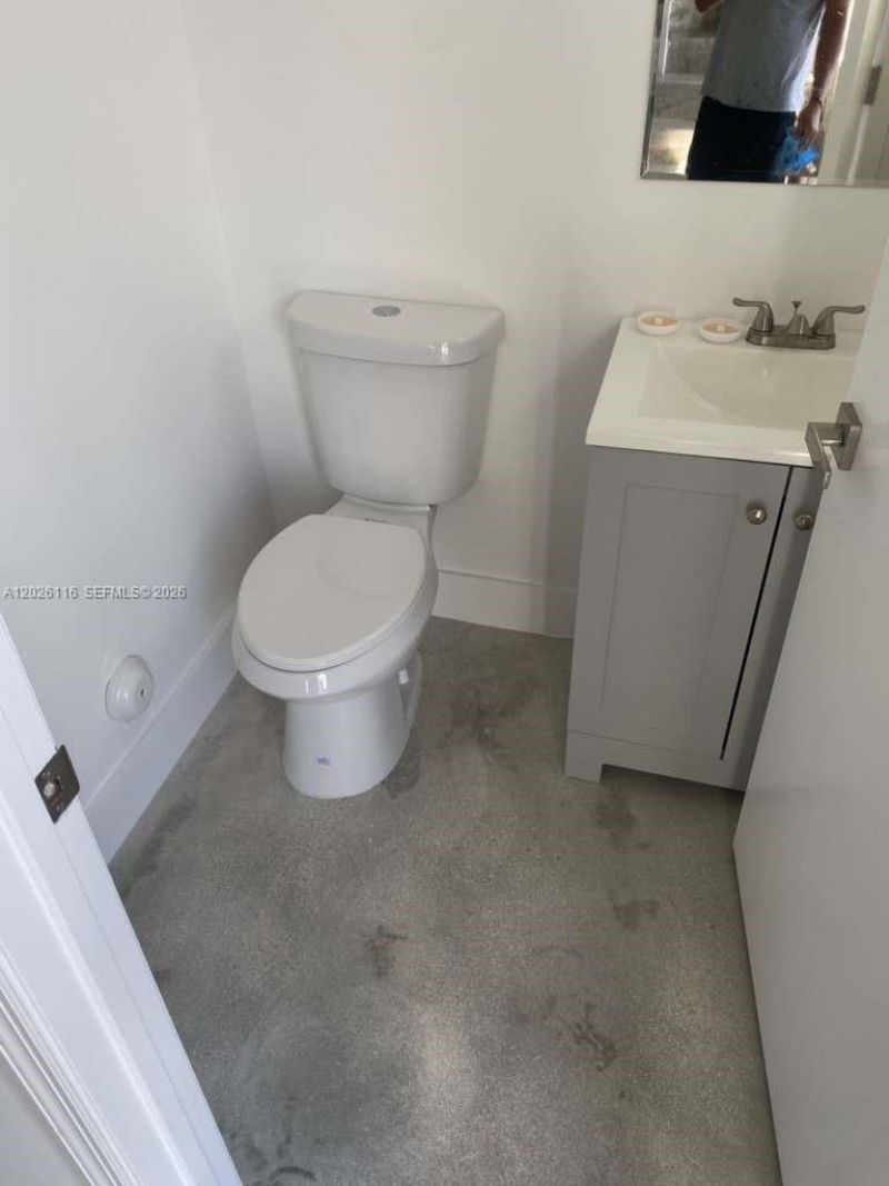 6233 NW 20th Ave, Unit B, Miami, FL 33147 Photo