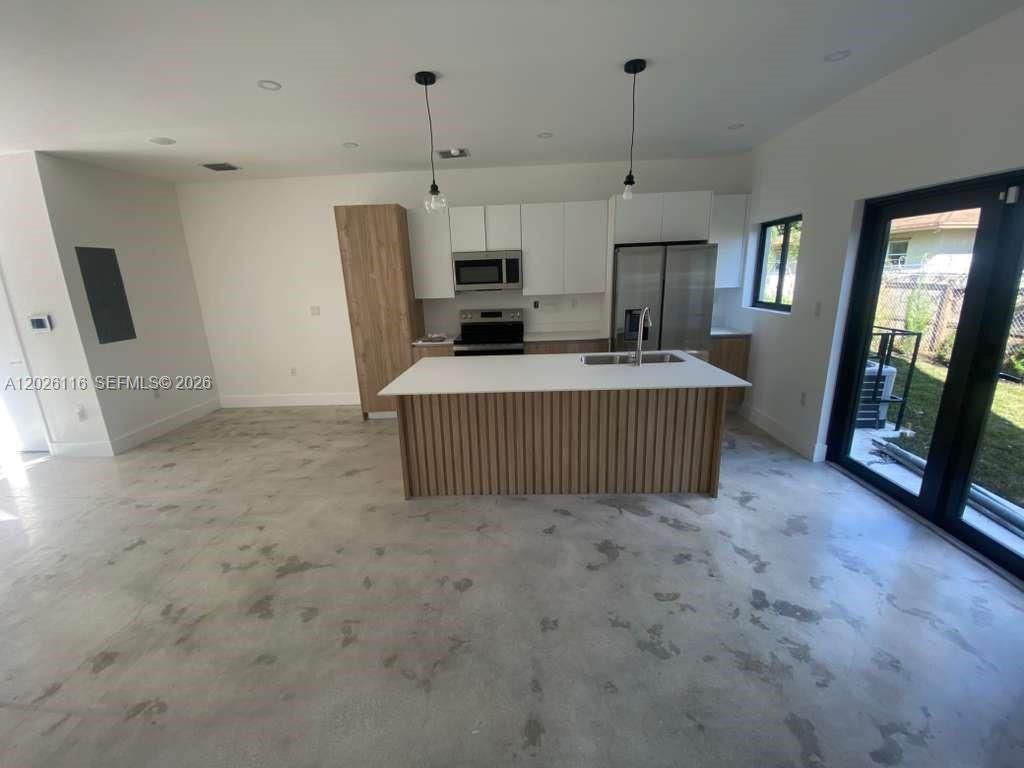 6233 NW 20th Ave, Unit B, Miami, FL 33147 Photo