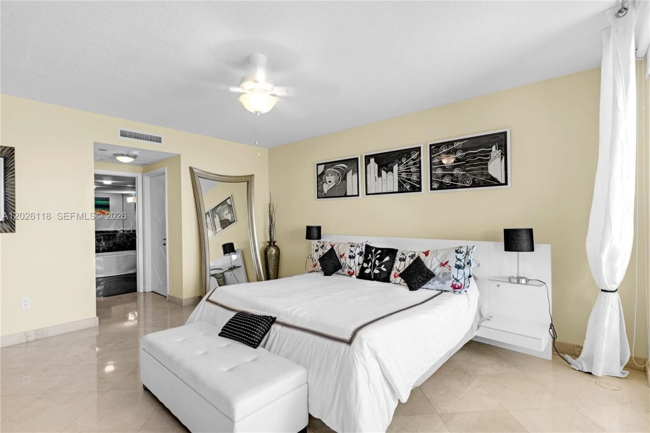 1455 Ocean Dr , Unit 1106, Miami Beach, FL 33139 Photo