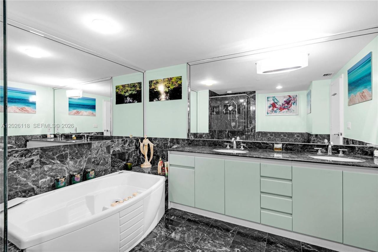 1455 Ocean Dr , Unit 1106, Miami Beach, FL 33139 Photo