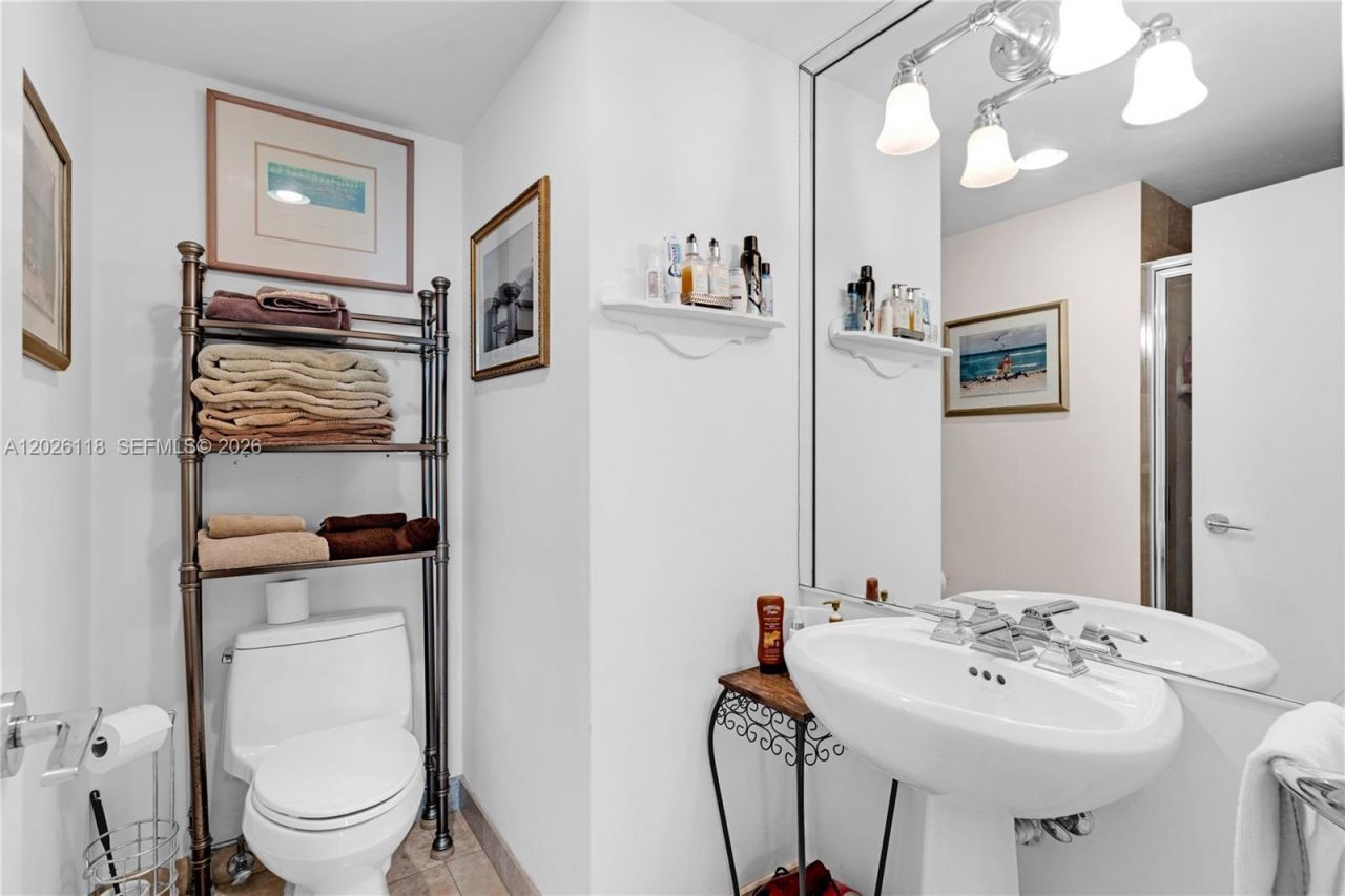 1455 Ocean Dr , Unit 1106, Miami Beach, FL 33139 Photo