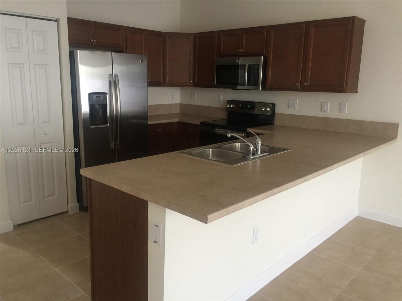 9307 W 33rd Way, Hialeah, FL 33018 Photo