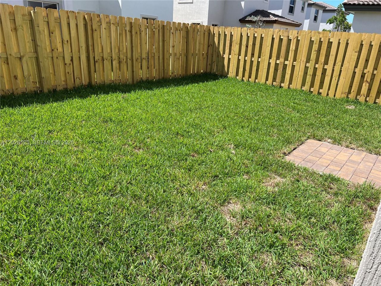 2340 NW 130 Terrace, Miami, FL 33167 Photo
