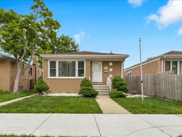 4317 S Keating Avenue , Chicago, IL 60632