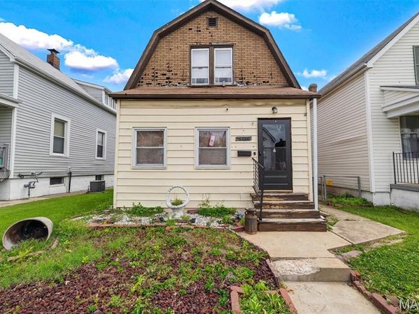 5324 West Avenue , St Louis, MO 63116