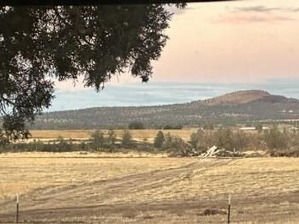 720 NW Glass, Madras, OR 97741