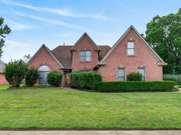 269 GRAND STEEPLE DR, Collierville, TN 38017