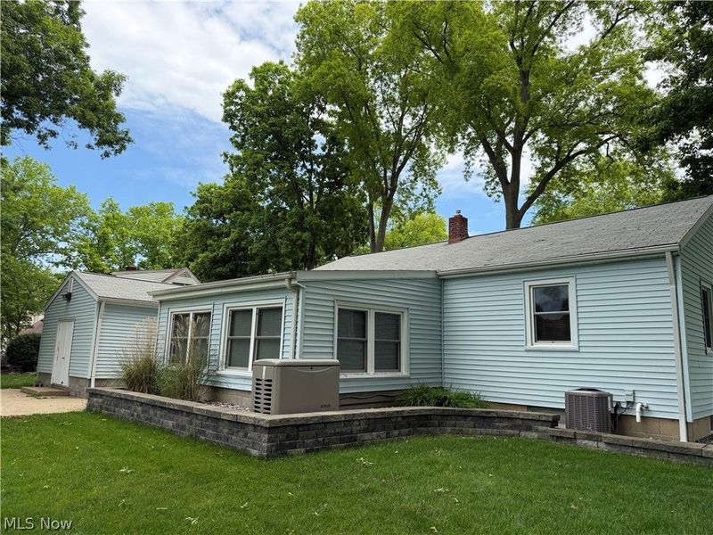 5851 Louise Avenue NW, Warren, OH 44483 Photo 6