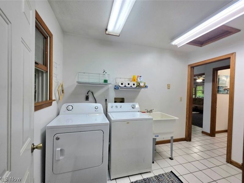 9311 Knowlton Road, Garrettsville, OH 44231 Photo 17