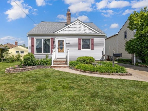 6136 N Canterbury Road , Parma, OH 44129