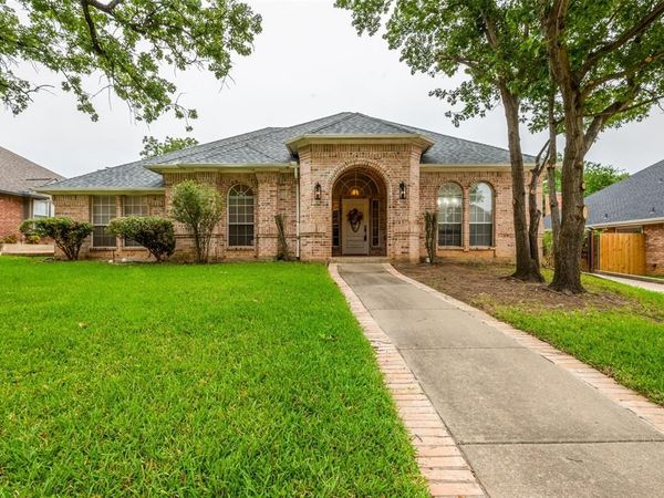 2708 Steeplechase Court , Hurst, TX 76054