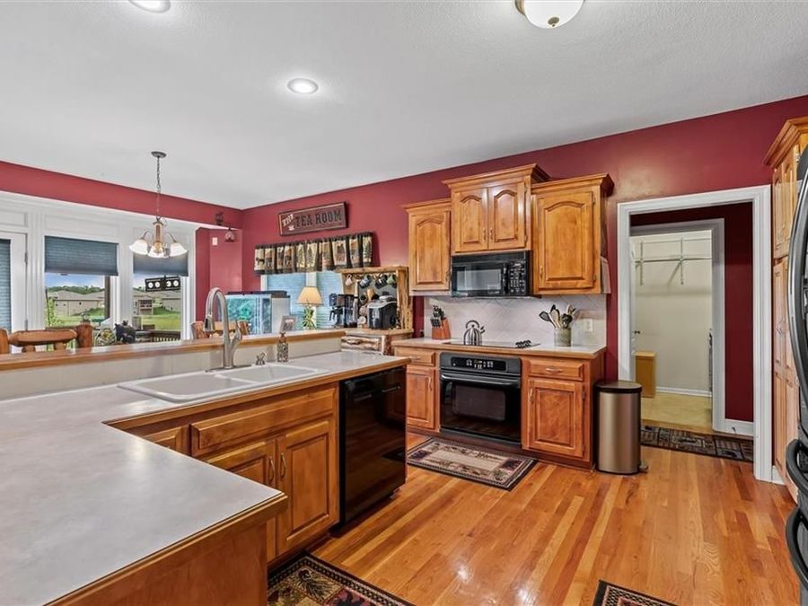 Property Image 16