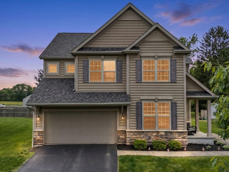 536 Apple Valley Circle , Delaware, OH 43015 Photo 2