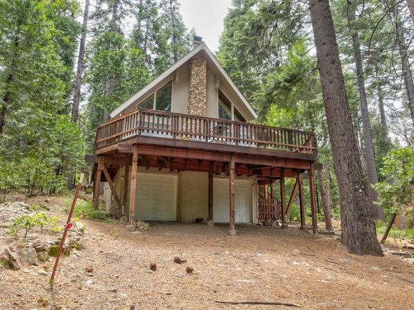2347 Karock Rd, Dorrington, CA 95223