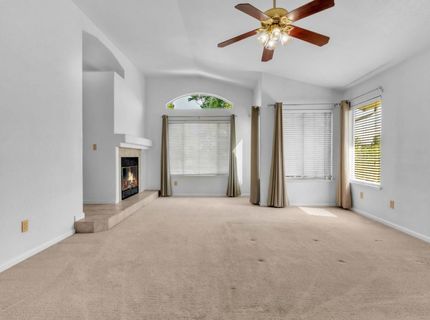 9186 Lagrange Ct, Elk Grove, CA 95624 Photo