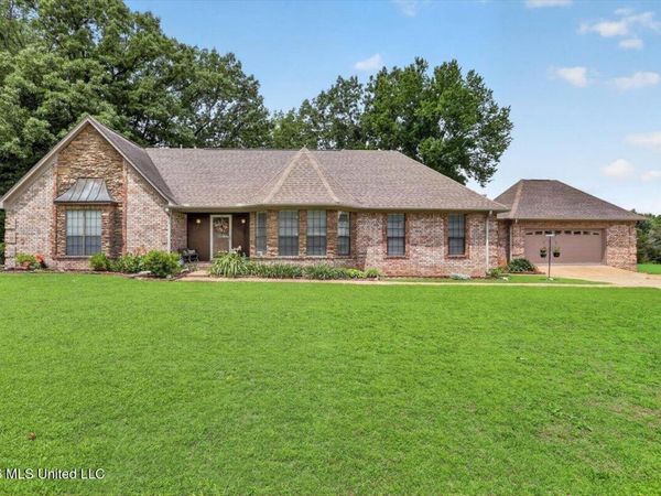 4655 Wealthy Cove, Horn Lake, MS 38637