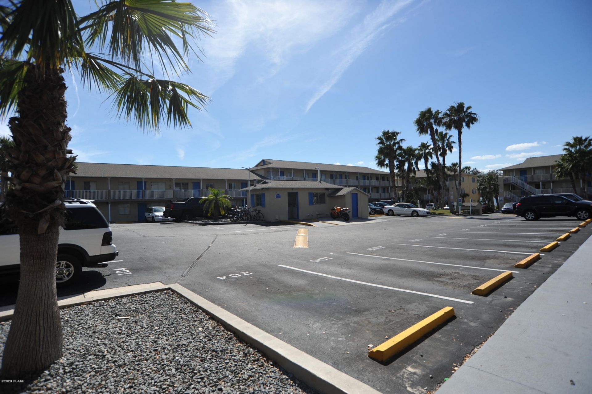 415 N Halifax Avenue, Unit 103, Daytona Beach, FL 32118 Photo