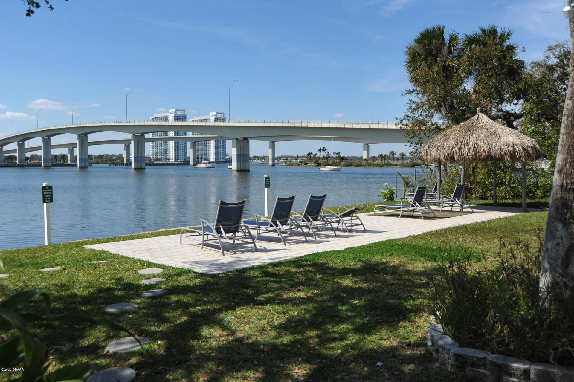 415 N Halifax Avenue, Unit 103, Daytona Beach, FL 32118 Photo