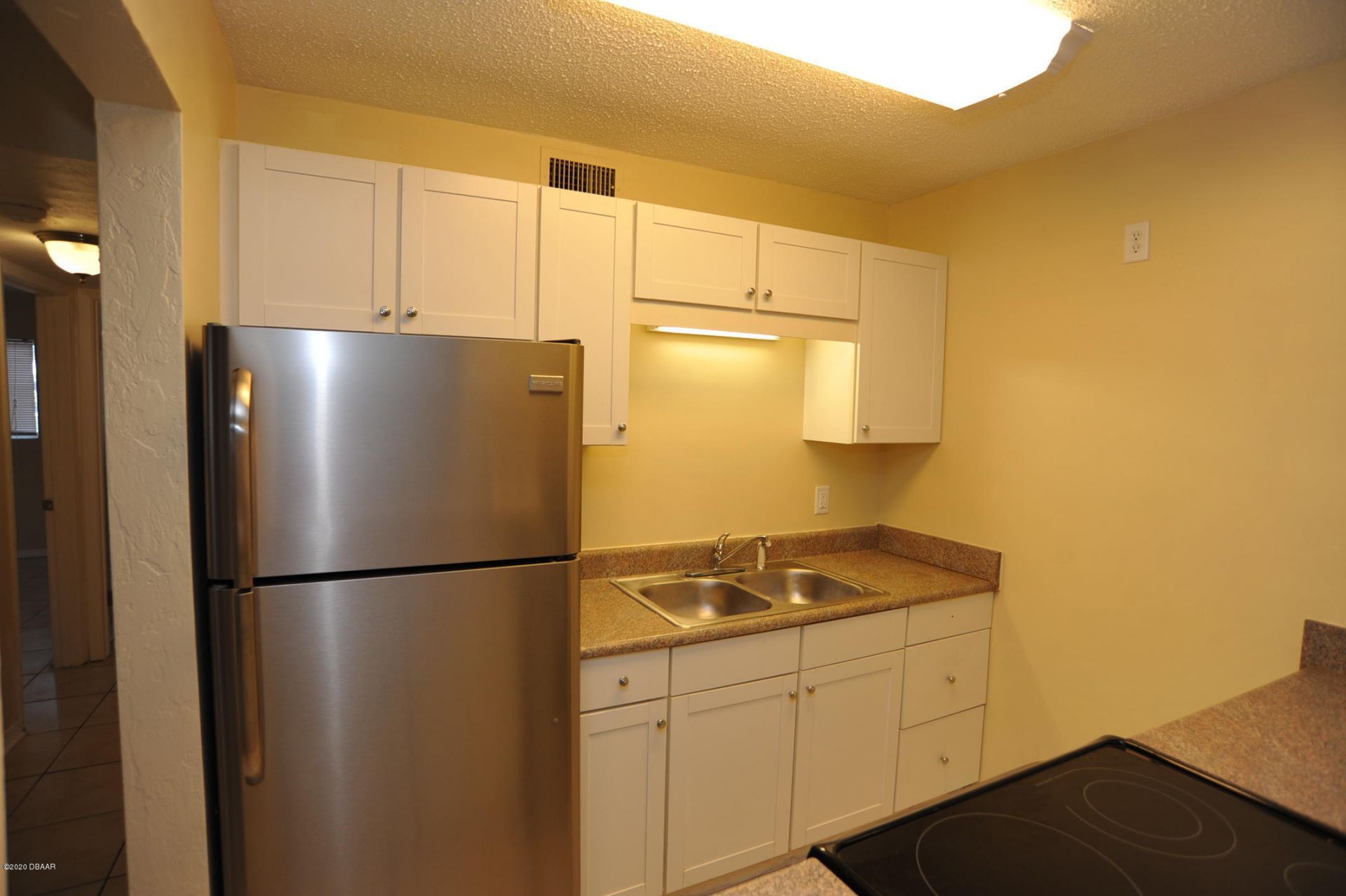 415 N Halifax Avenue, Unit 103, Daytona Beach, FL 32118 Photo