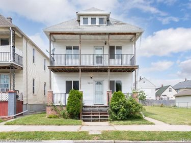 2231 ANDRUS Street, Hamtramck, MI 48212