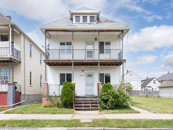 2231 ANDRUS Street, Hamtramck, MI 48212